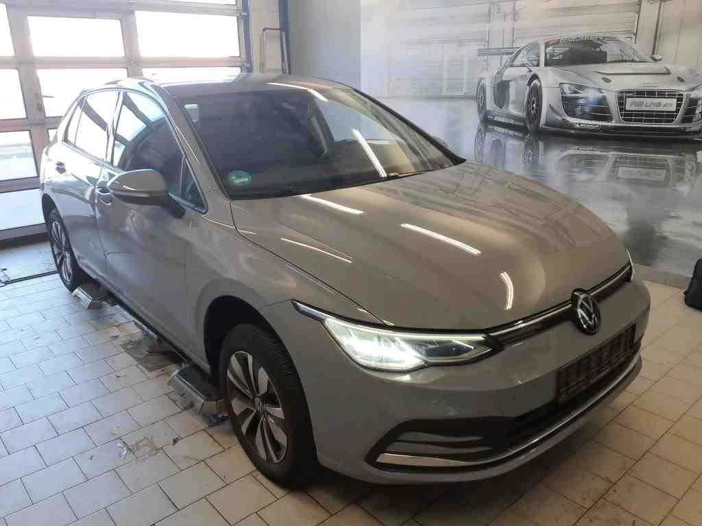 Volkswagen Golf 1.0 TSI Move
