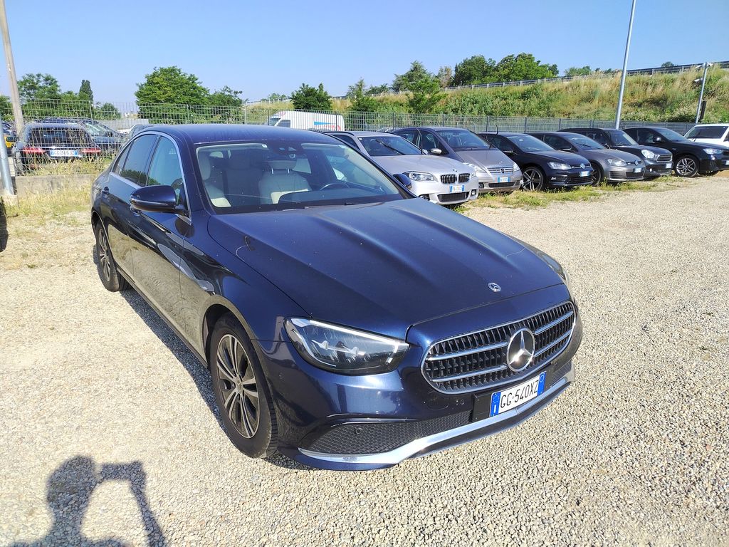 Mercedes-Benz E