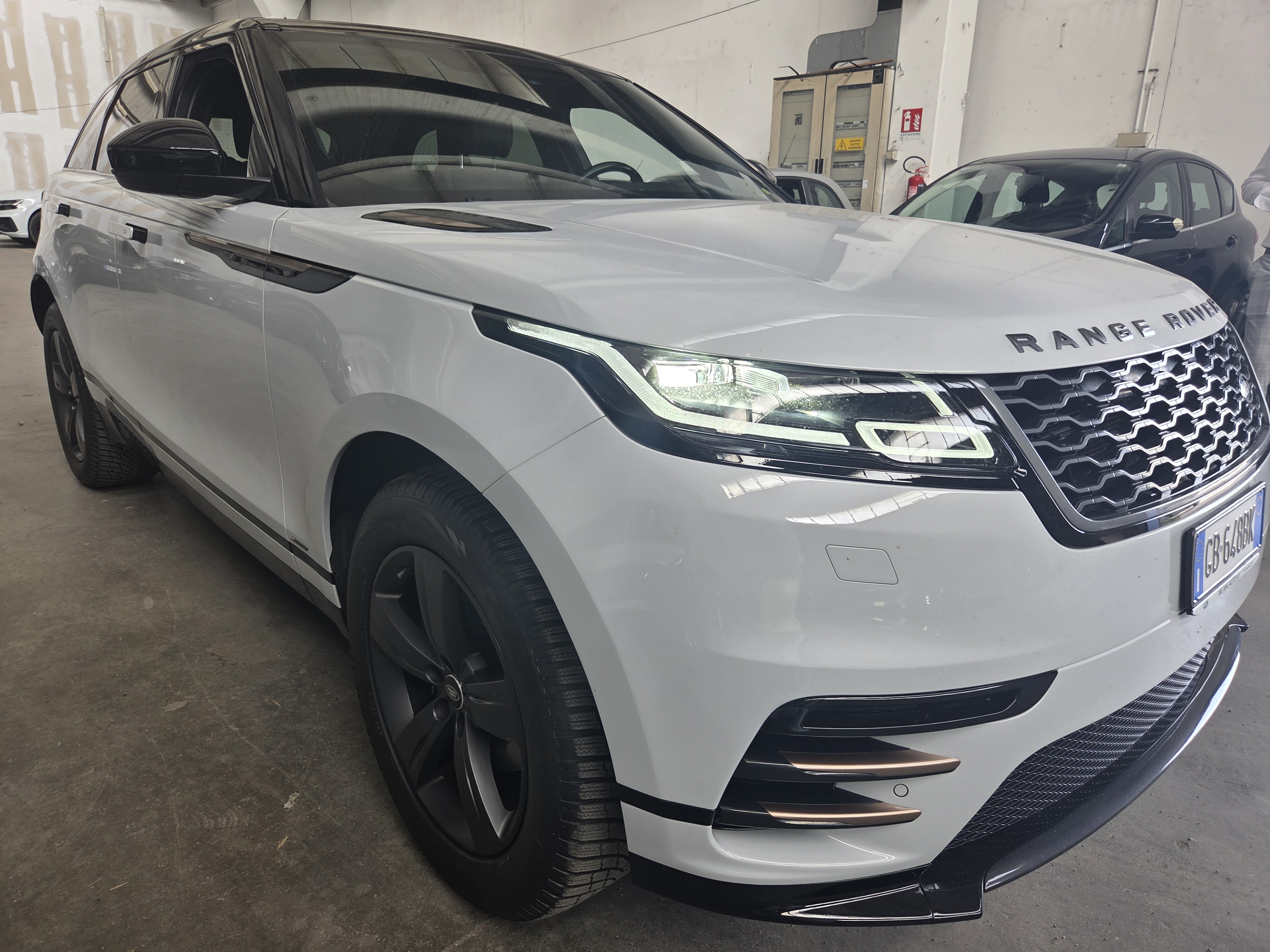 Land Rover Range Rover Velar 2.0d R-Dynamic