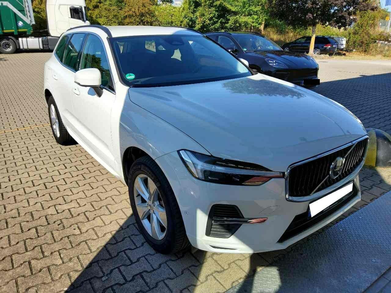 Volvo XC60 2.0 Momentum Pro 2021