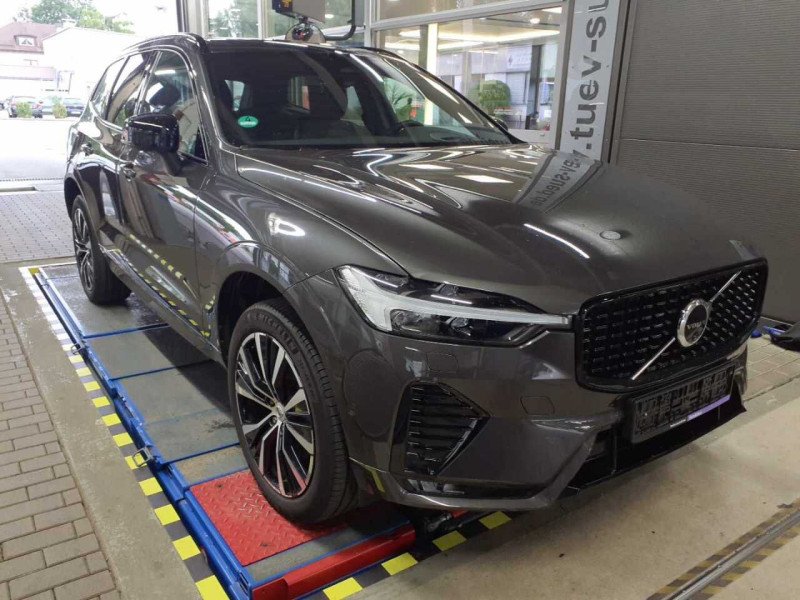 Volvo XC60 2.0 Ultra Dark 2021