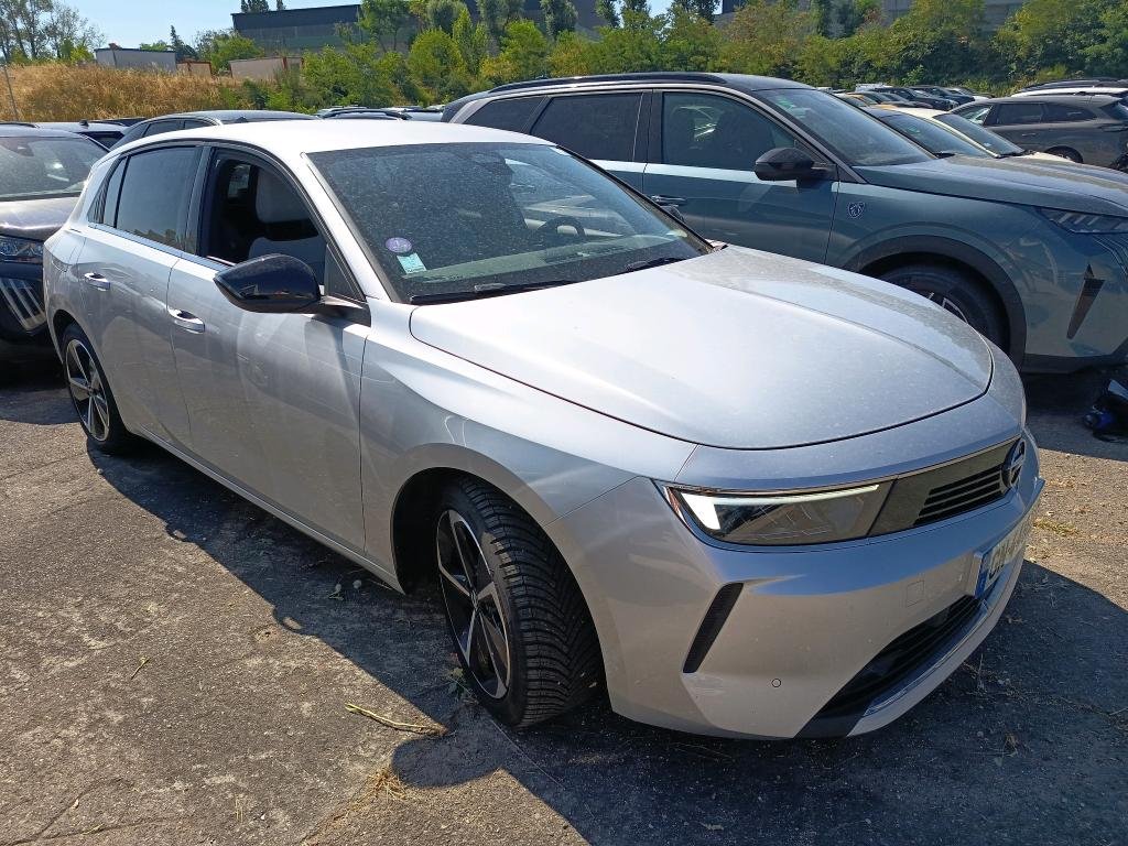 Opel Astra 2022