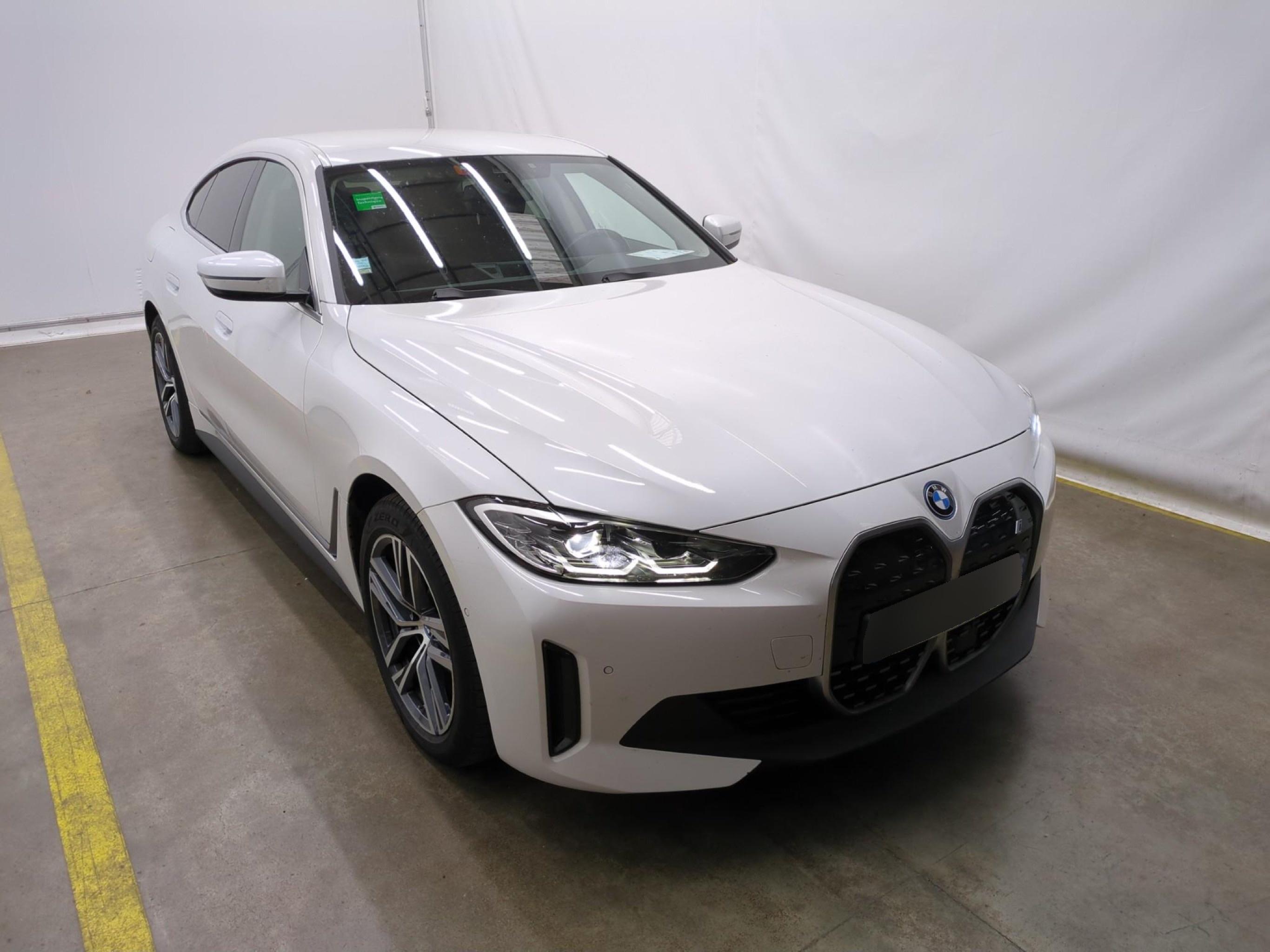 BMW i4 2021