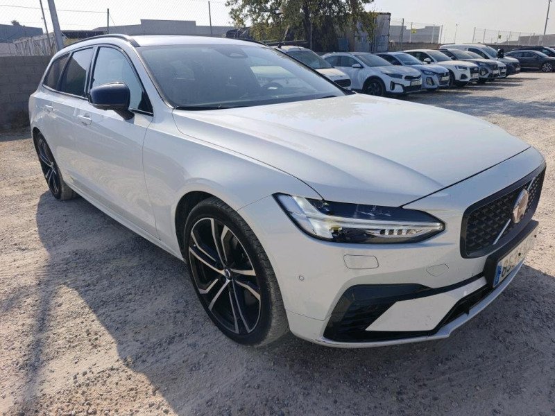 Volvo V90 T8 R-Design