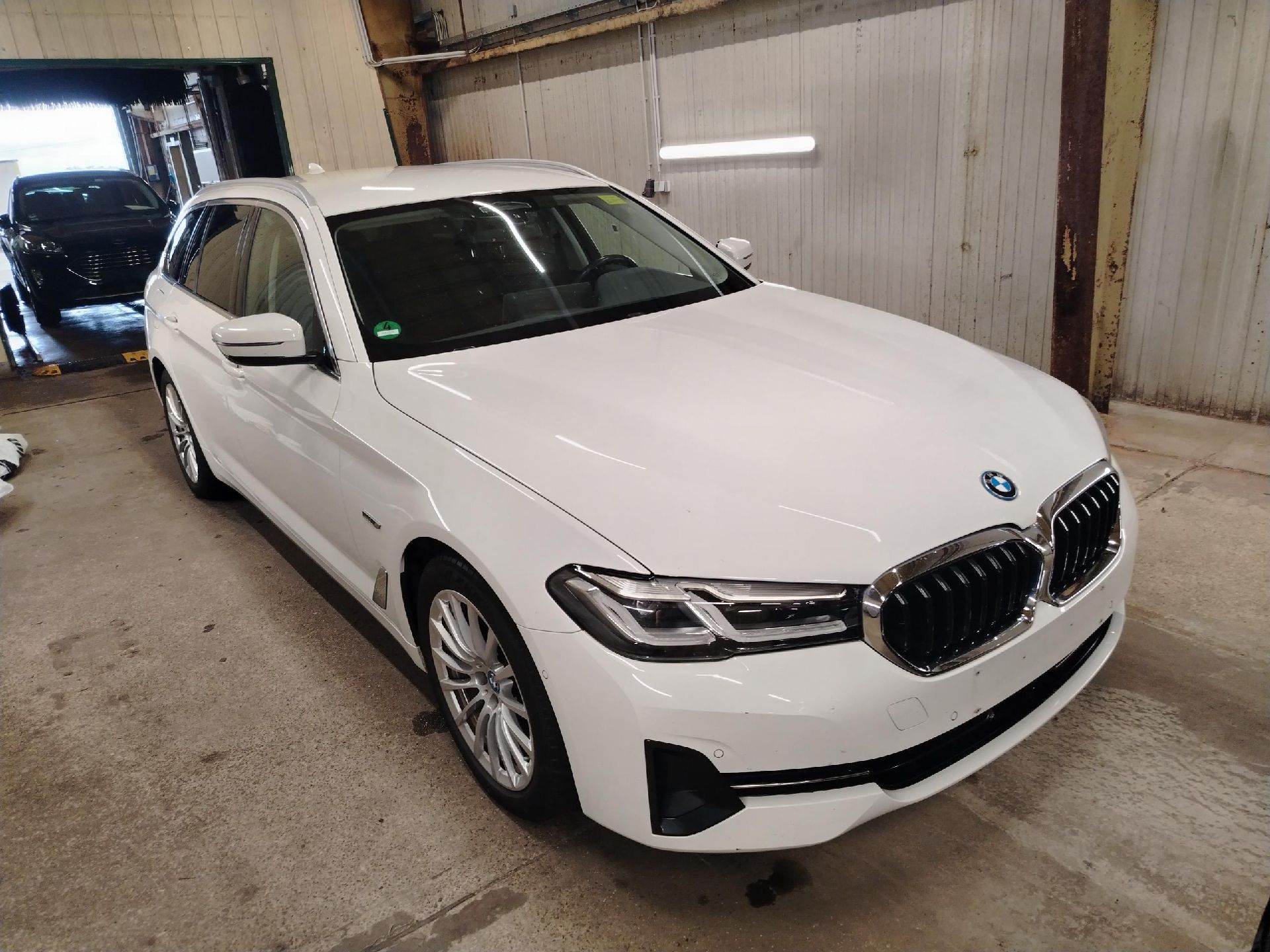BMW 5 Series Touring 2020