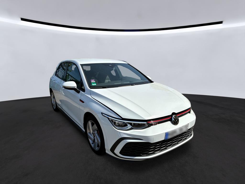 Volkswagen Golf 2.0 TSI