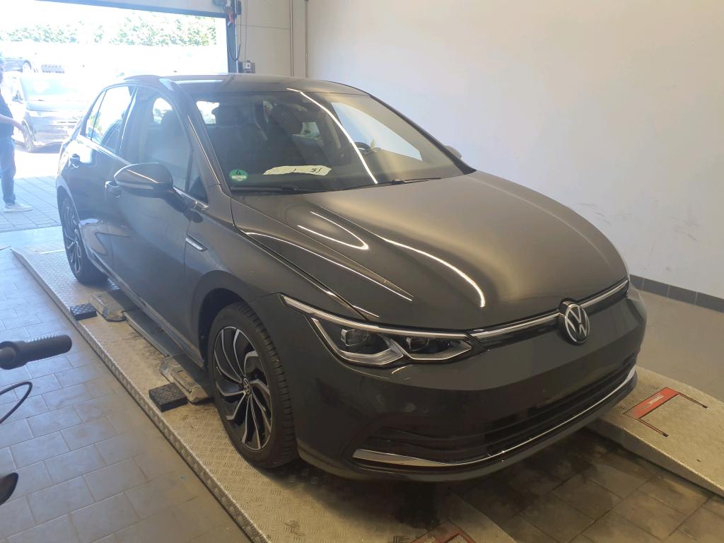 Volkswagen Golf 2.0 TSI Style