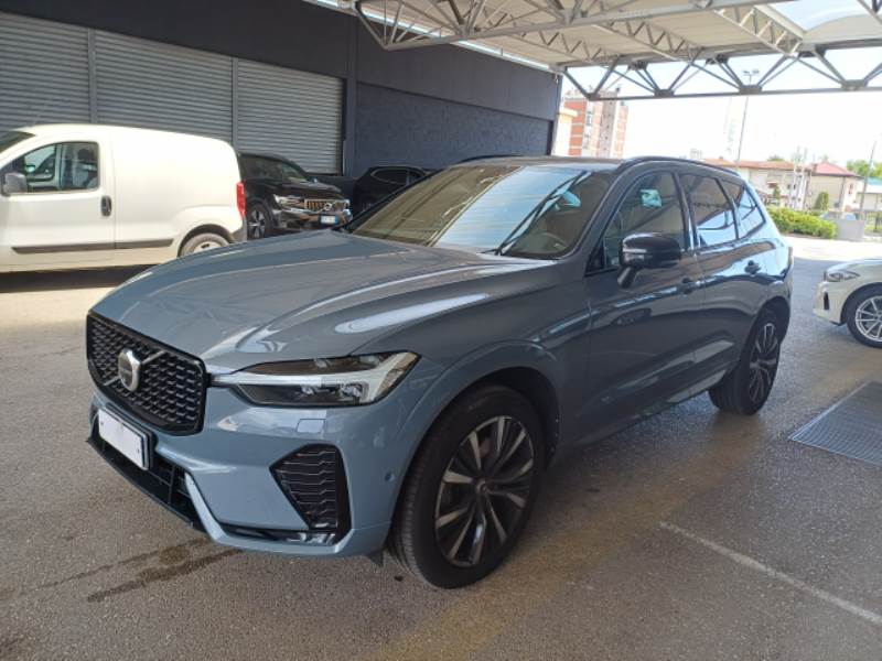 Volvo XC60 2022