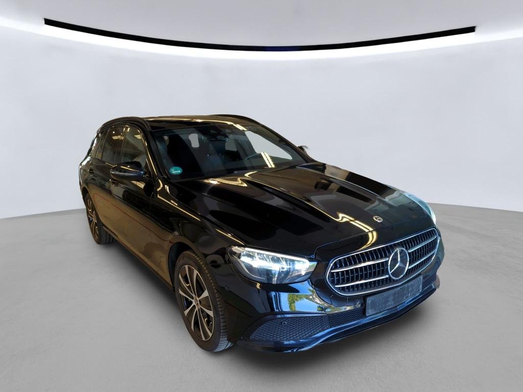Mercedes-Benz E