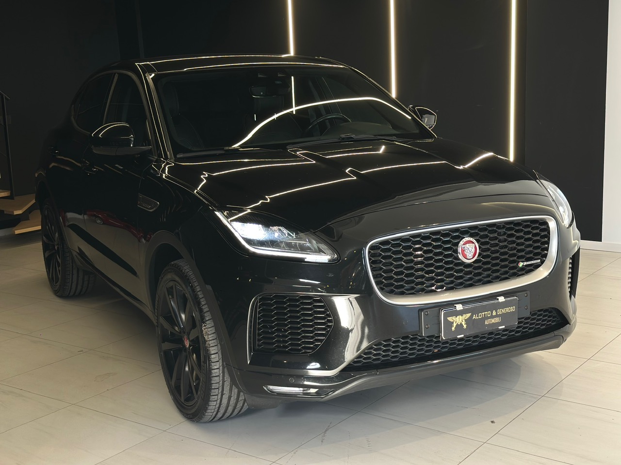Jaguar E-Pace 2.0d R-Dynamic