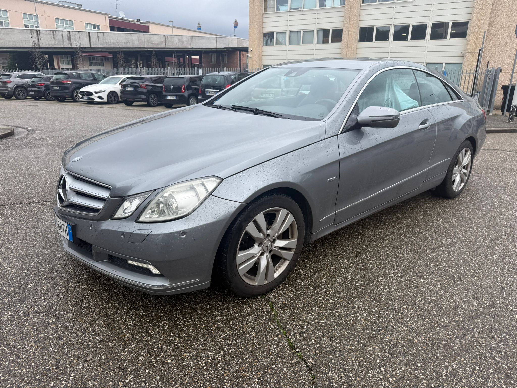 Mercedes-Benz E