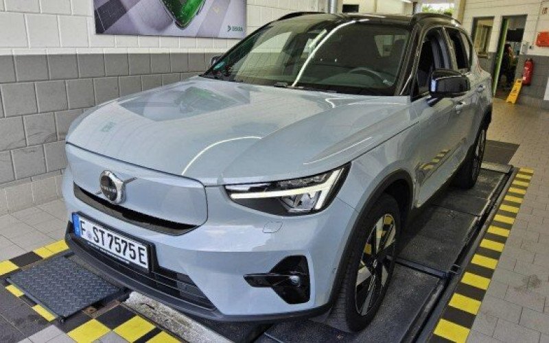Volvo XC40 Extended Range 2024