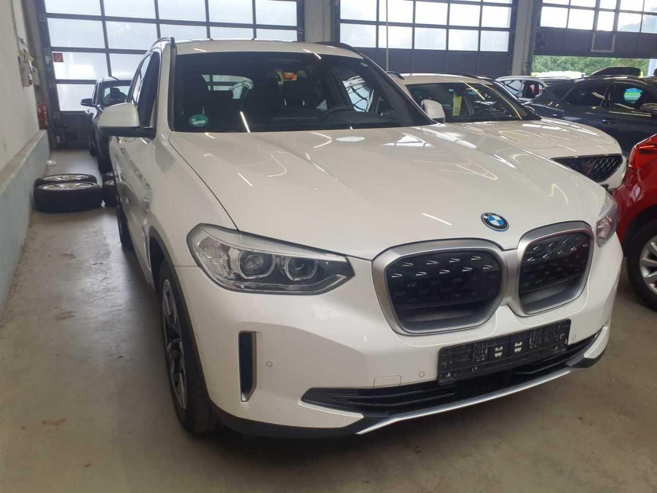 BMW iX3 2020