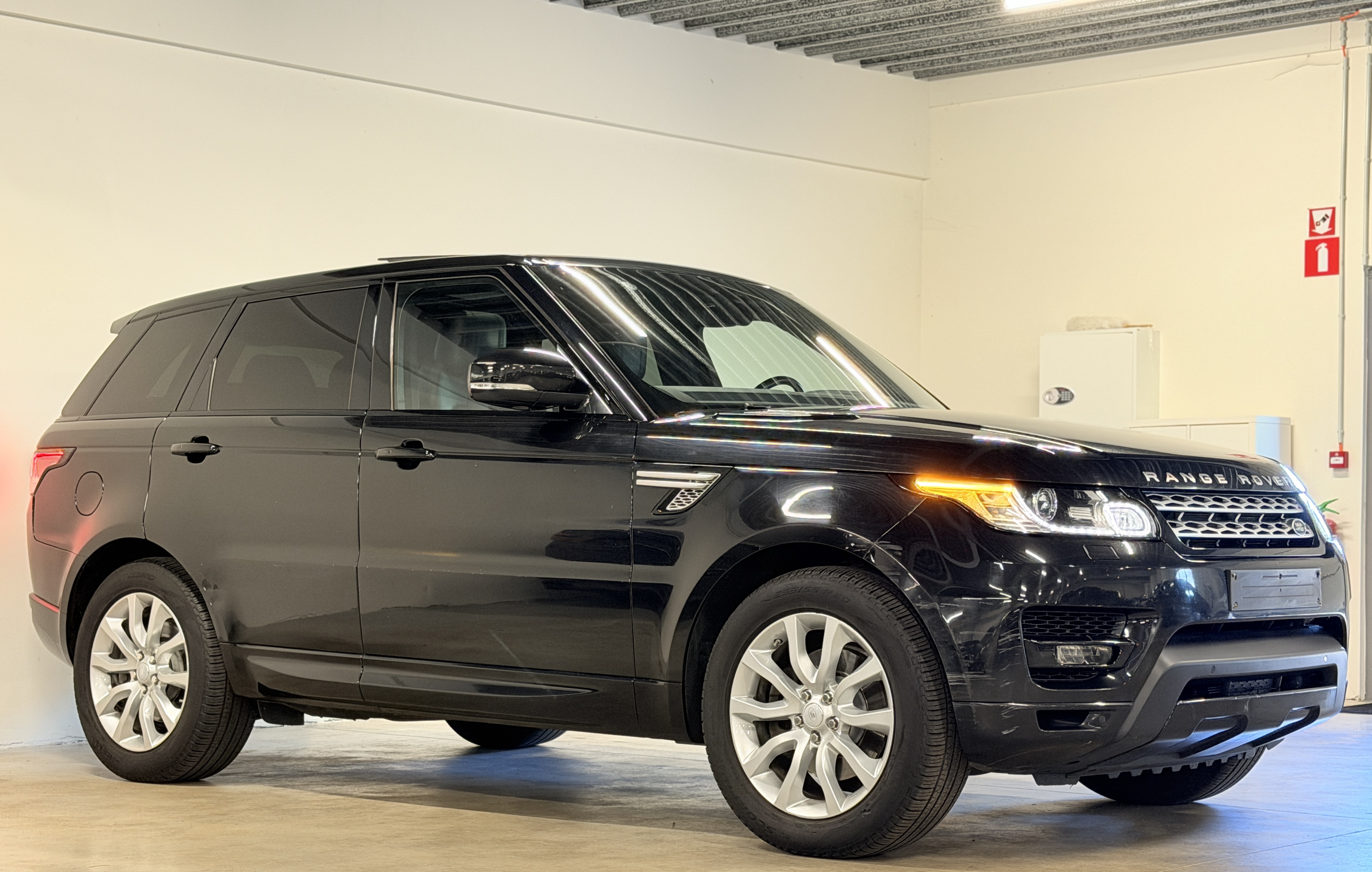 Land Rover Range Rover Sport 3.0 SDV6 HSE