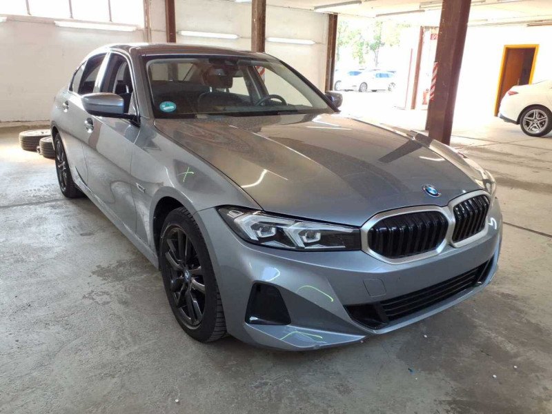 BMW 3 Series 2022