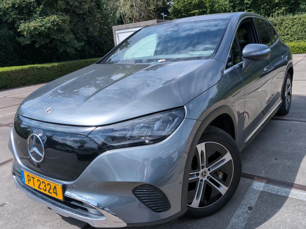Mercedes-Benz EQE SUV 2022