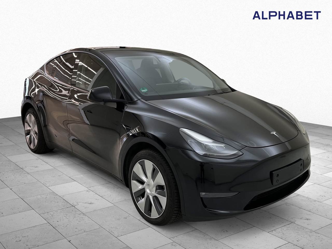 Tesla Model Y Long Range