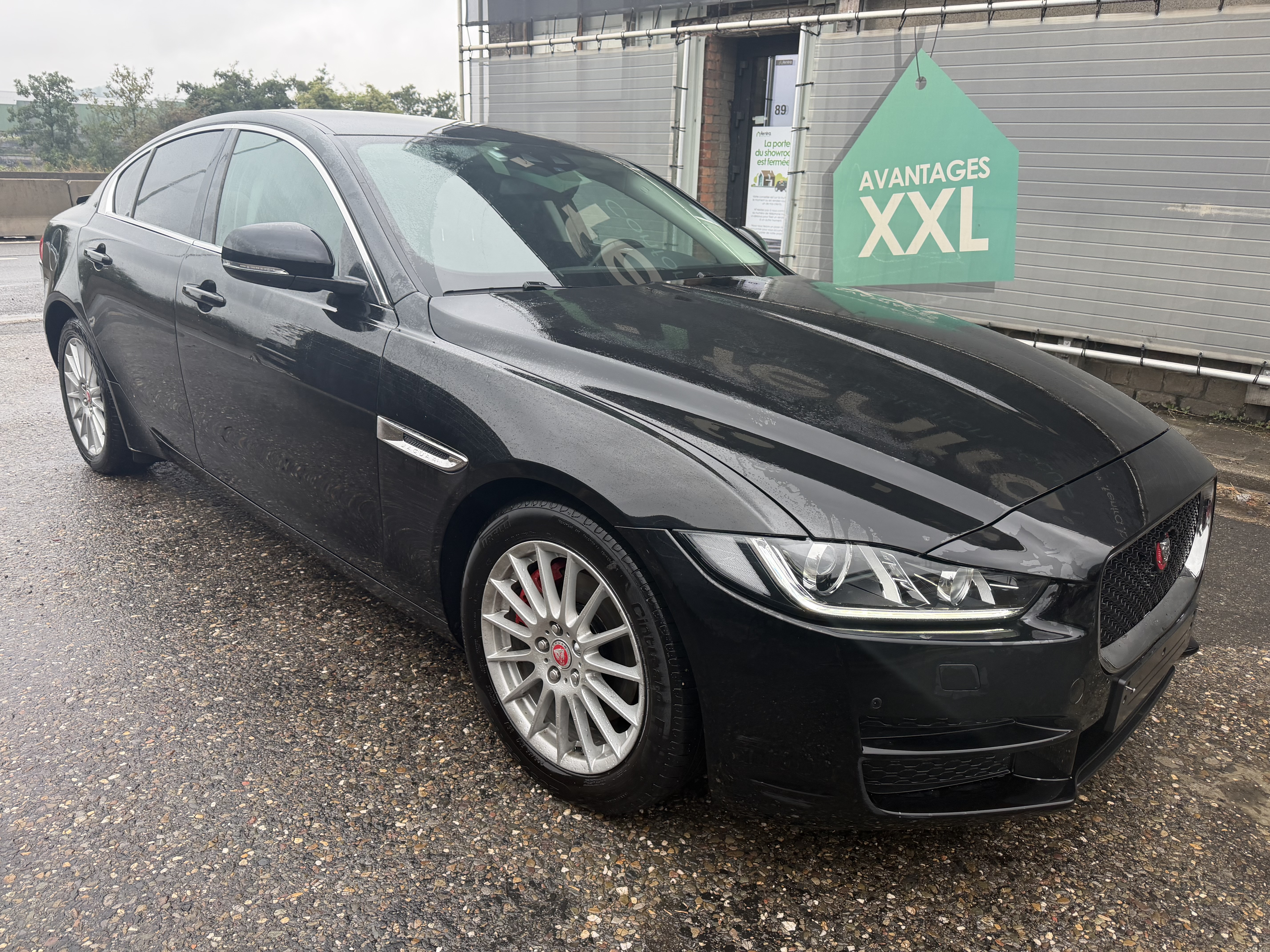 Jaguar XE