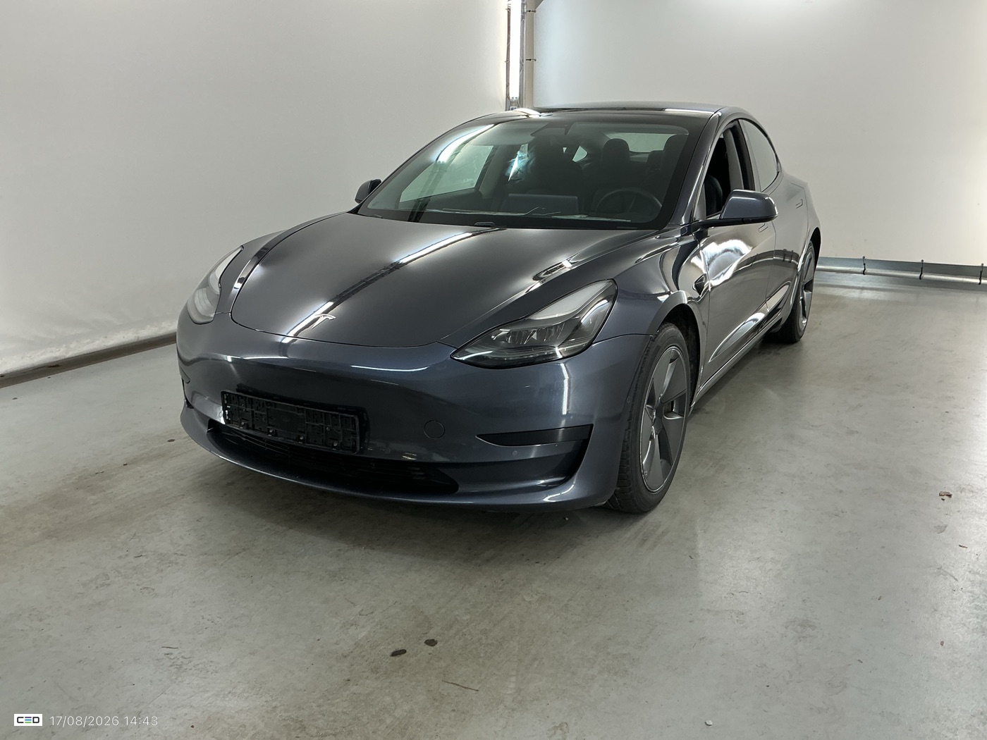 Tesla Model 3 Standard Range Plus 2021