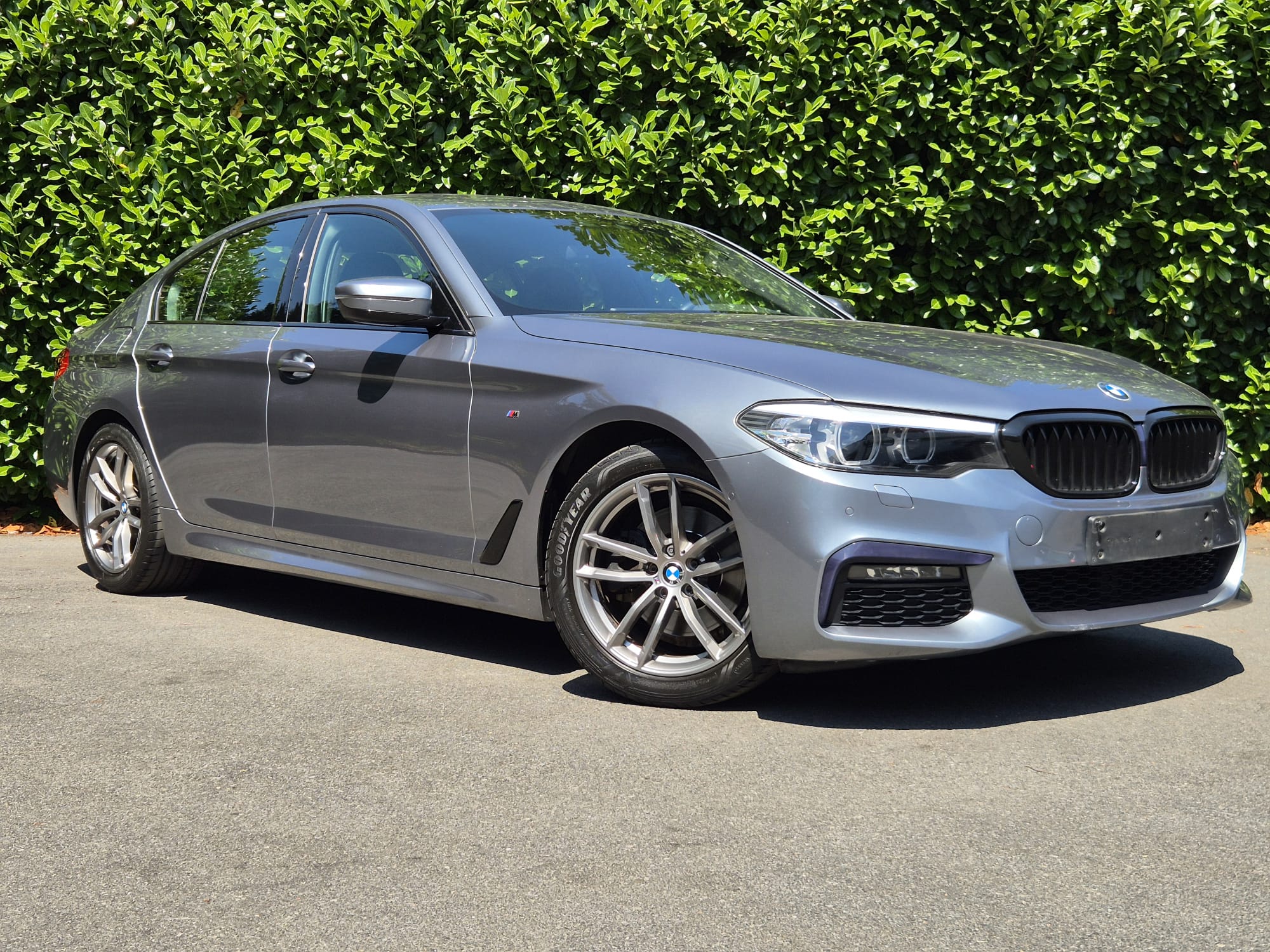 BMW 5 Series 520i M-Pack