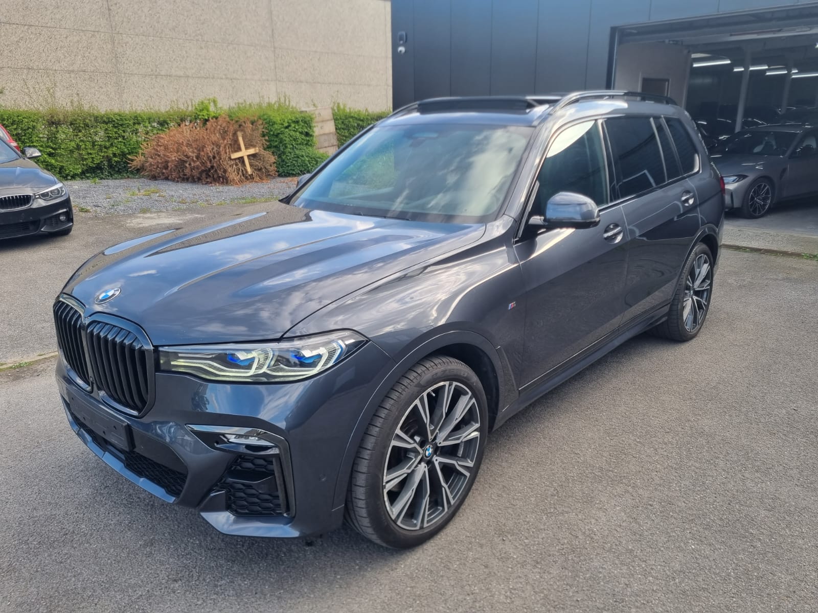 BMW X7