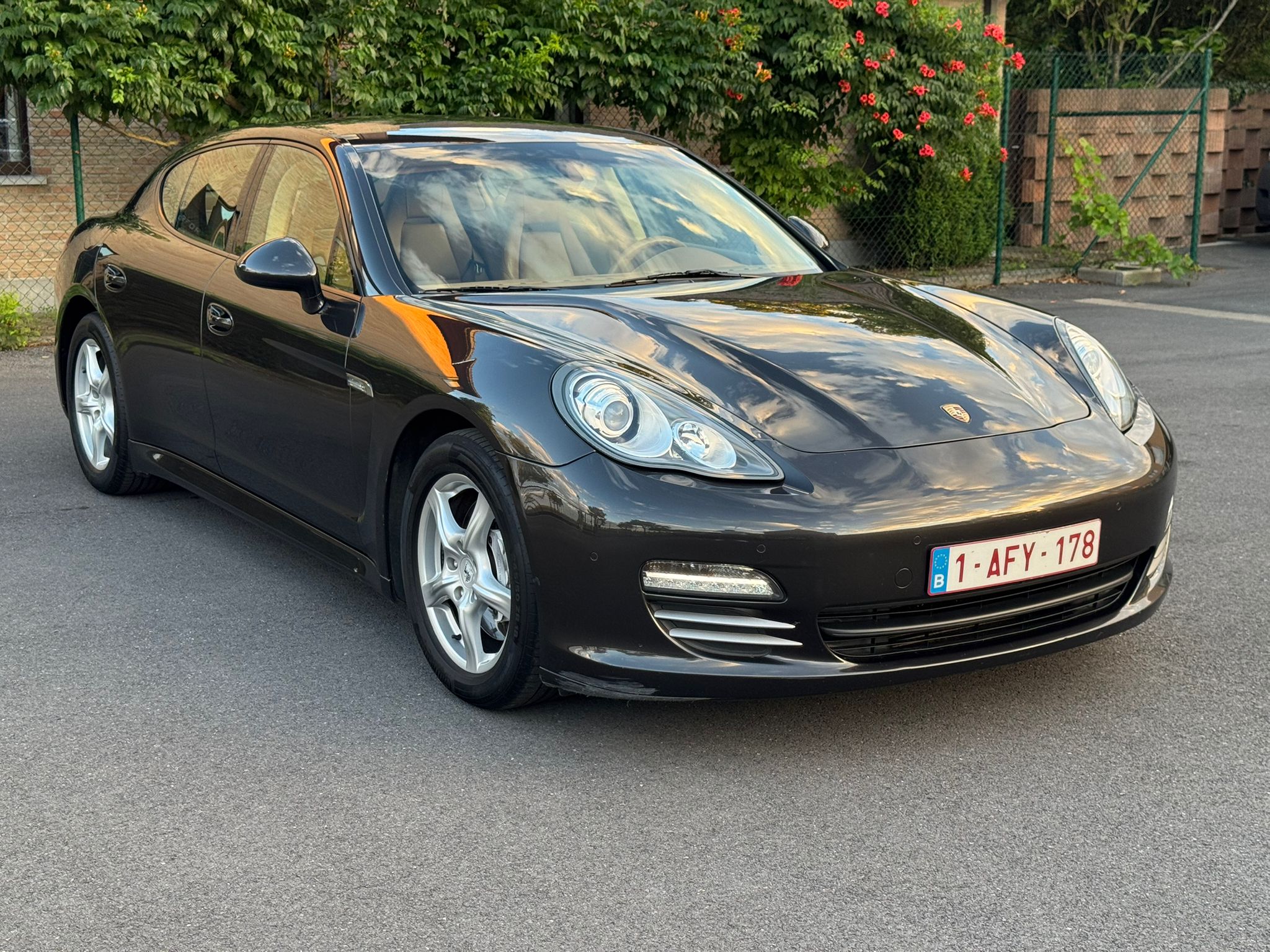 Porsche Panamera 4