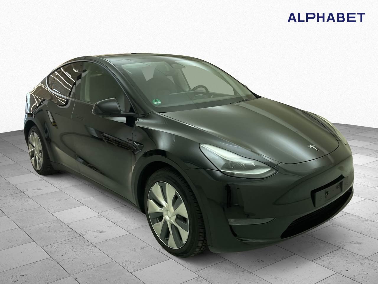 Tesla Model Y Long Range