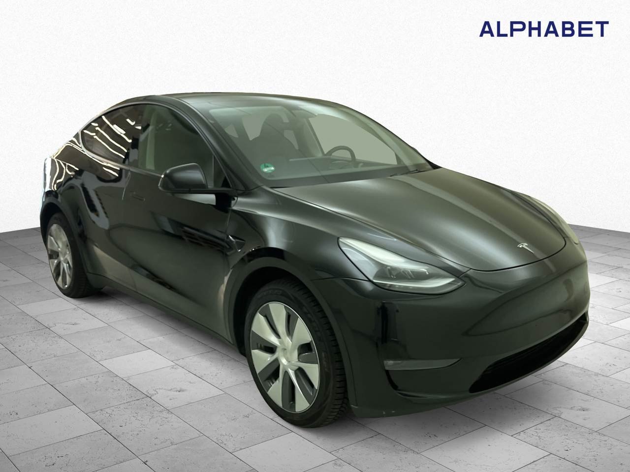 Tesla Model Y Long Range