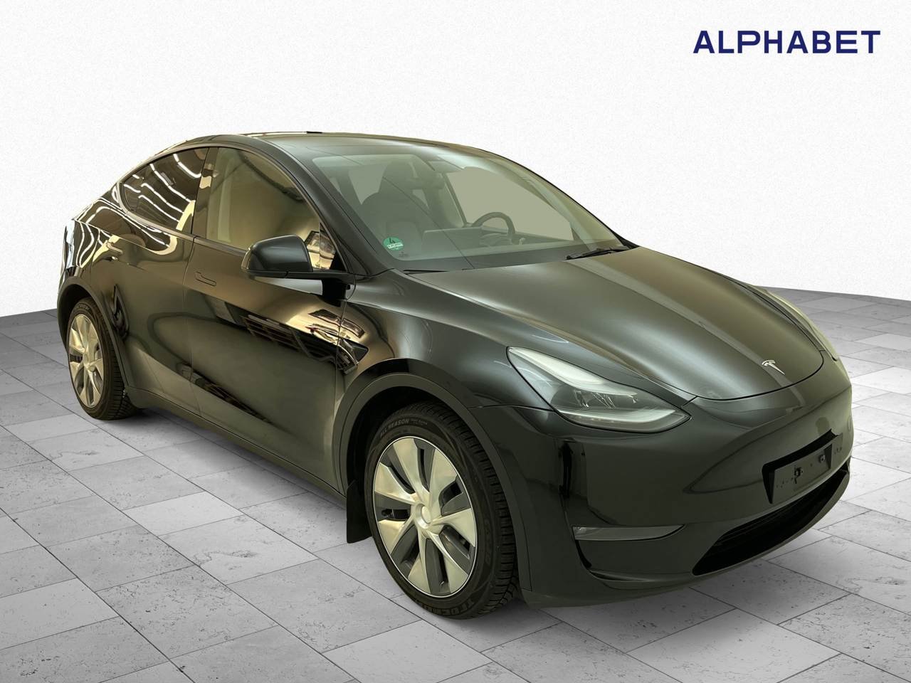 Tesla Model Y Long Range