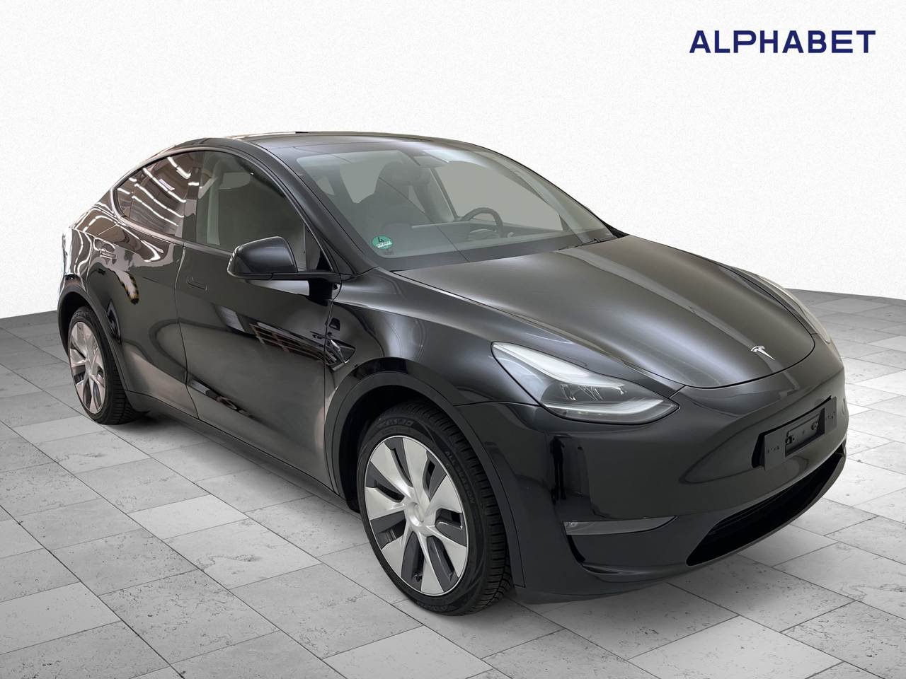 Tesla Model Y Long Range