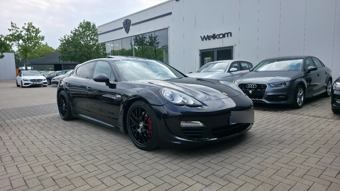 Porsche Panamera