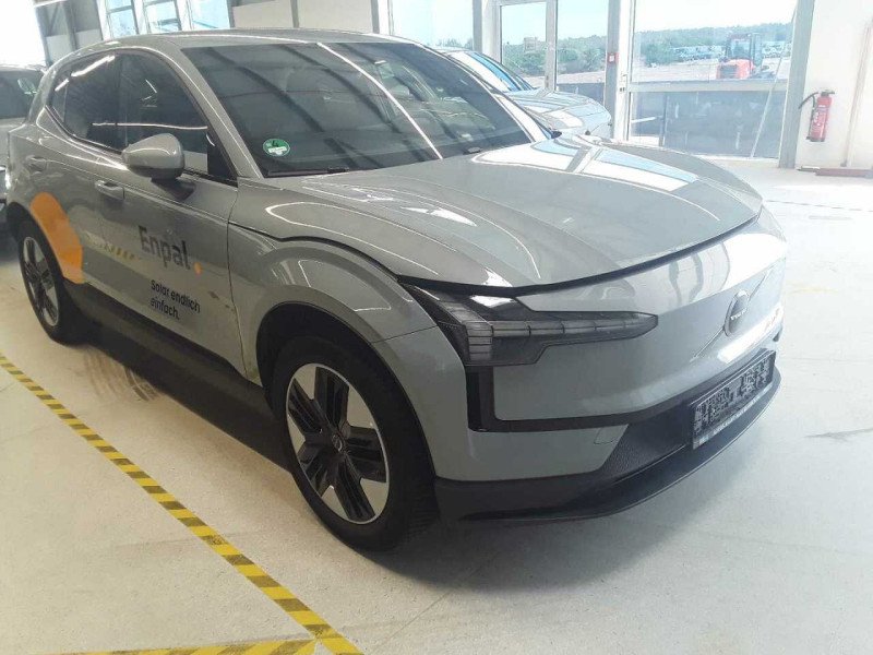 Volvo EX30 Extended Range 2023