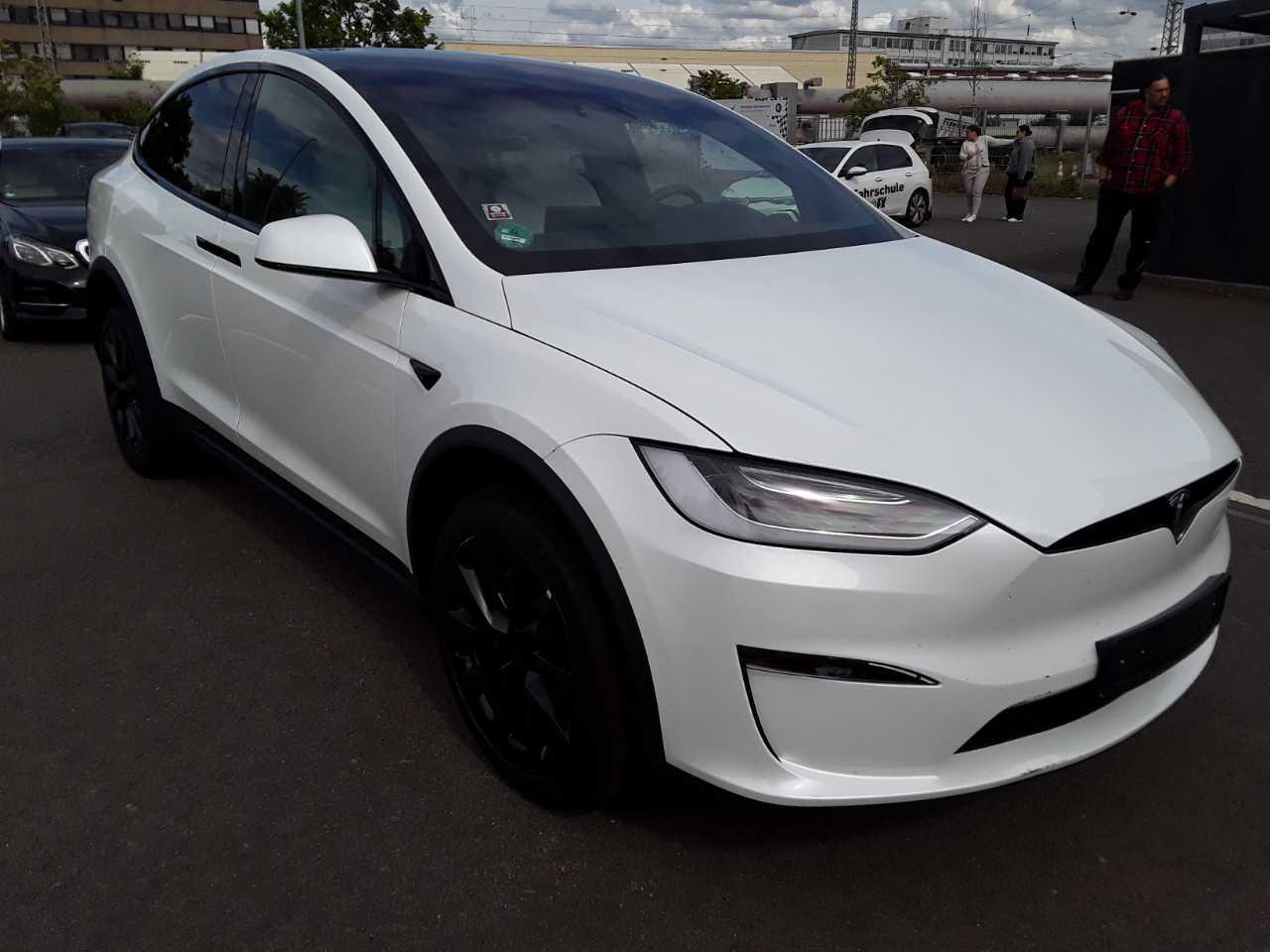 Tesla Model X Long Range