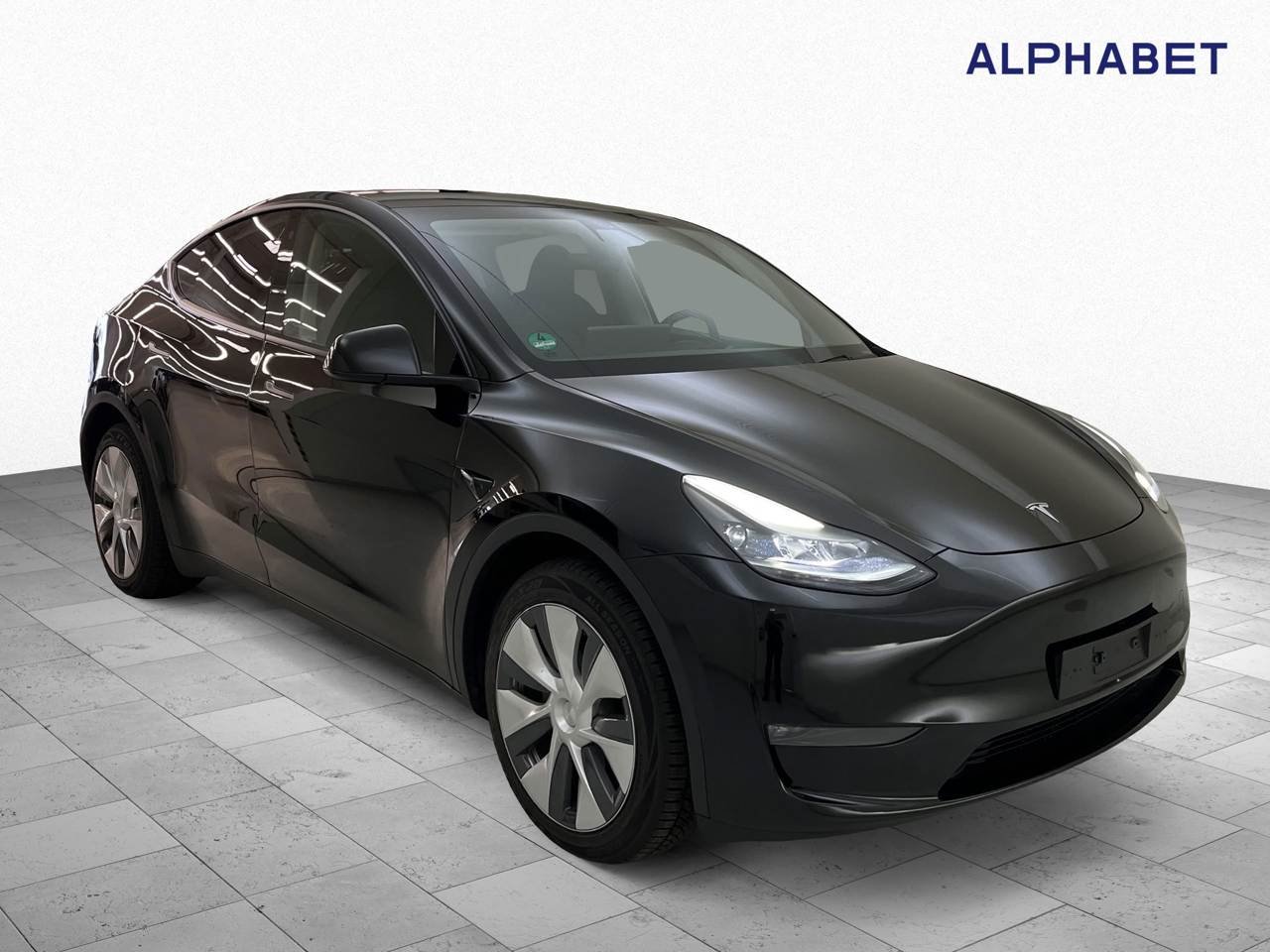 Tesla Model Y Long Range