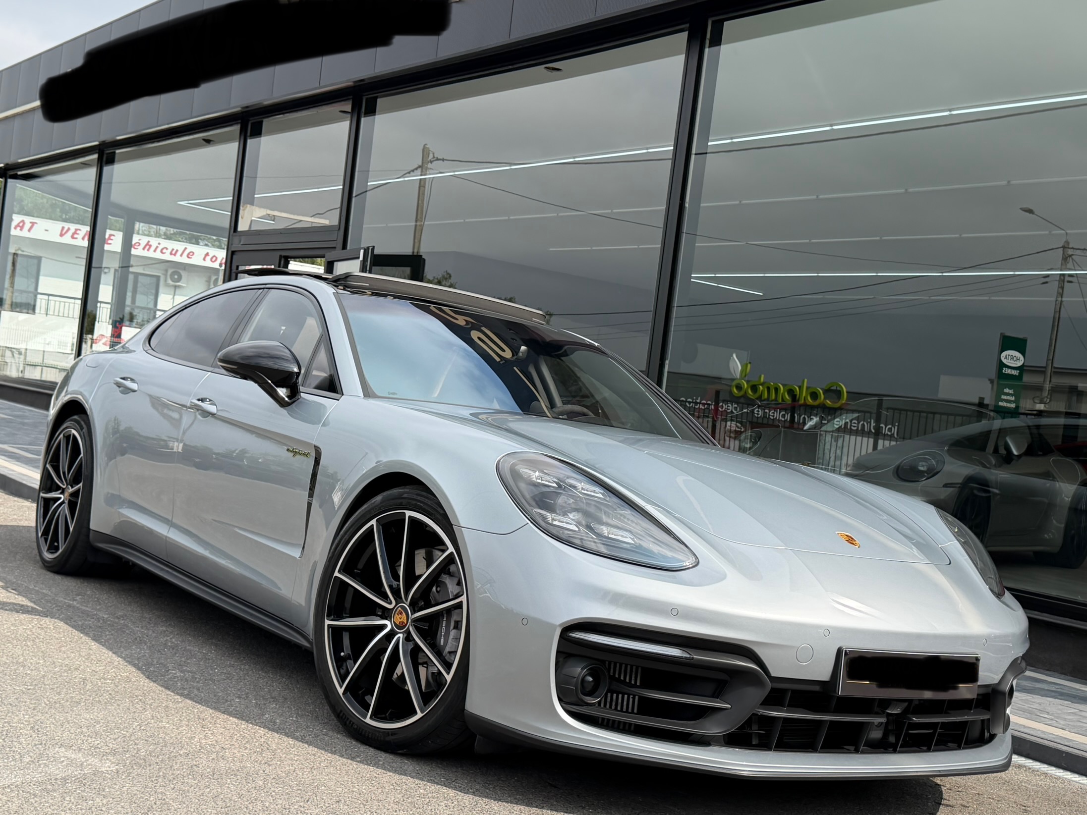 Porsche Panamera 4