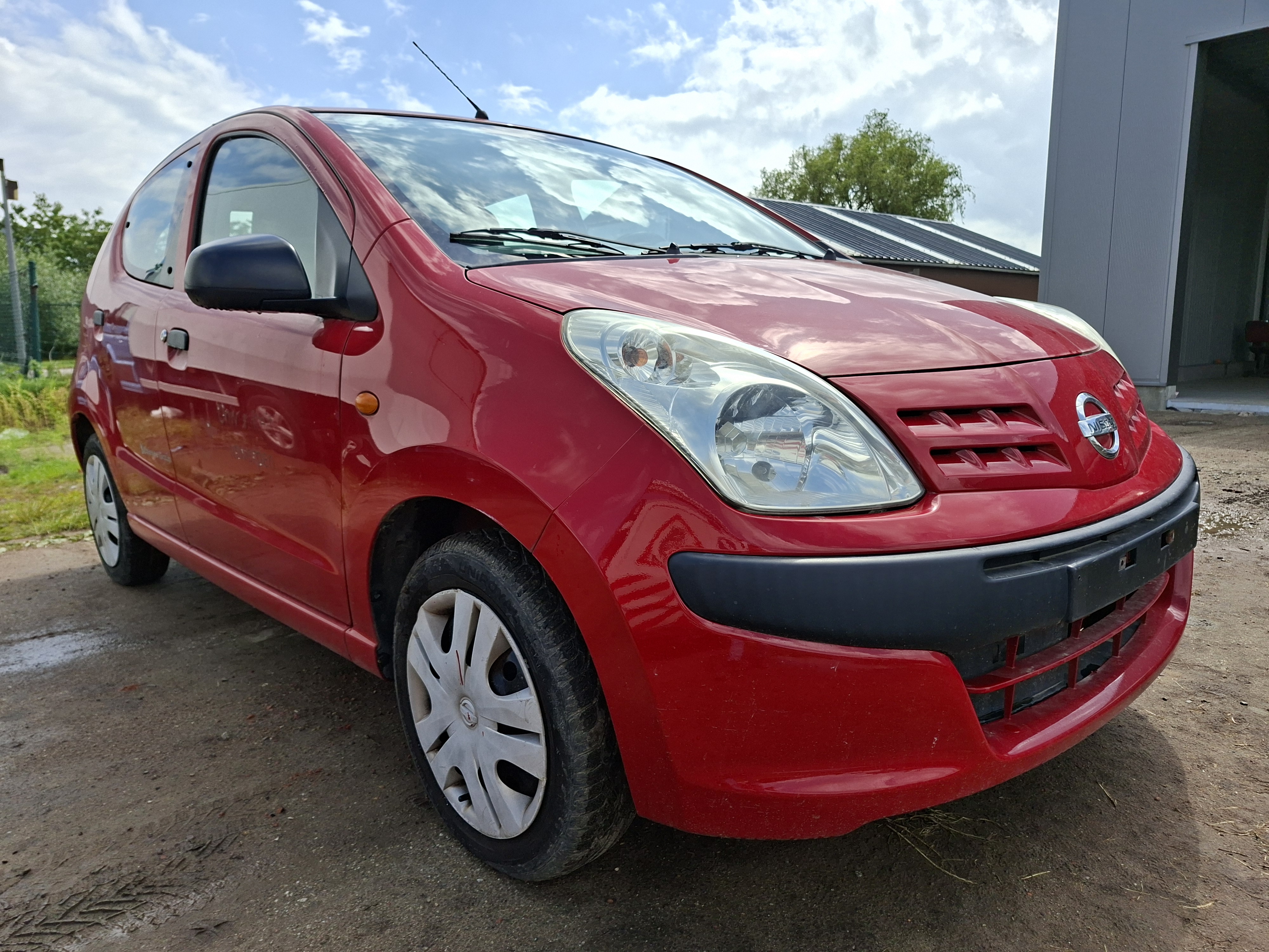 Nissan Pixo