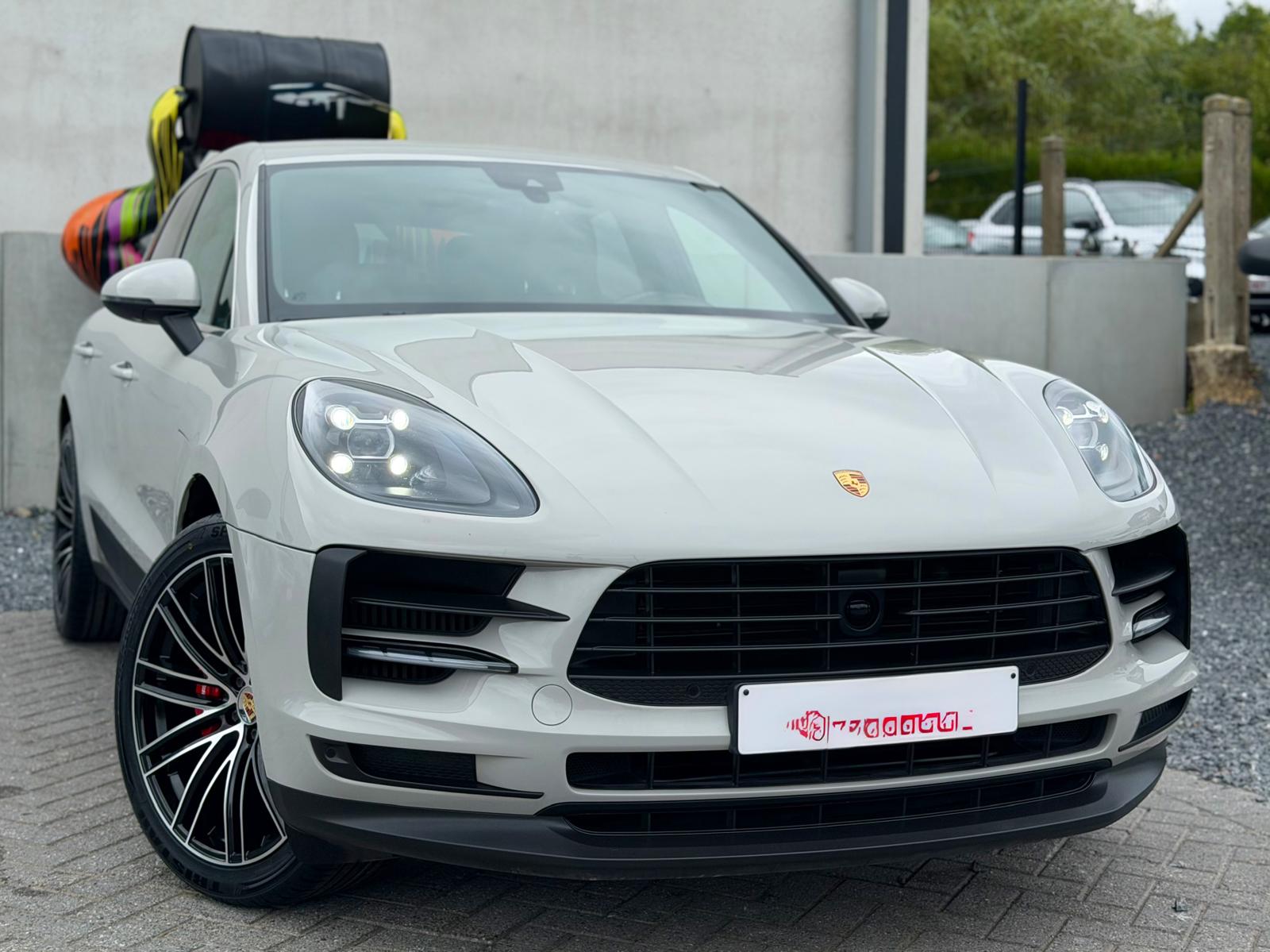 Porsche Macan S