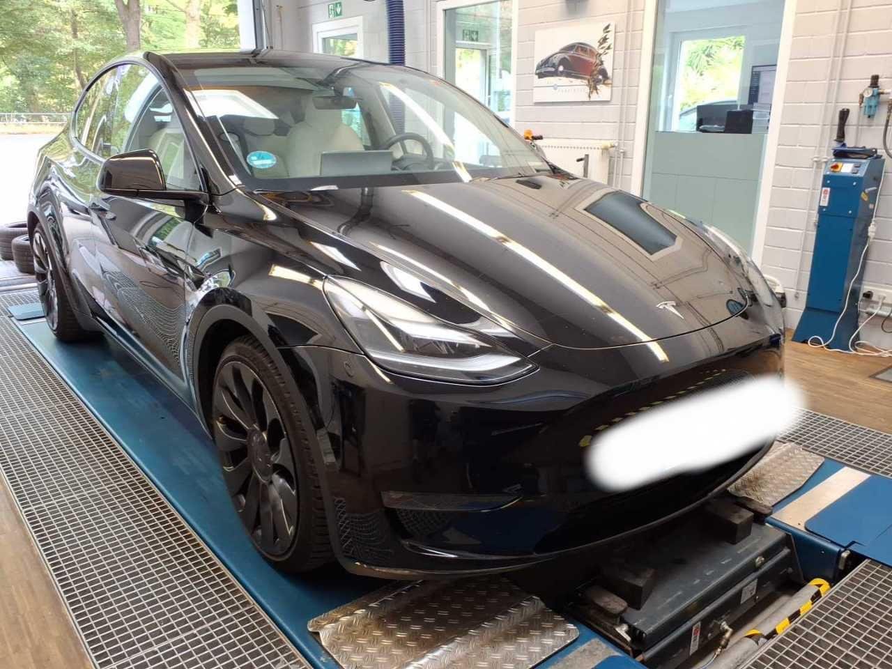 Tesla Model Y Performance