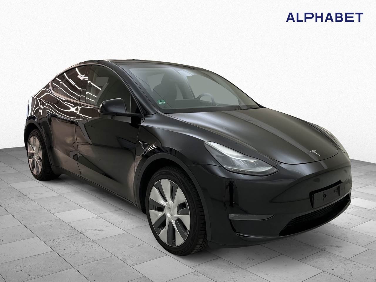 Tesla Model Y Long Range