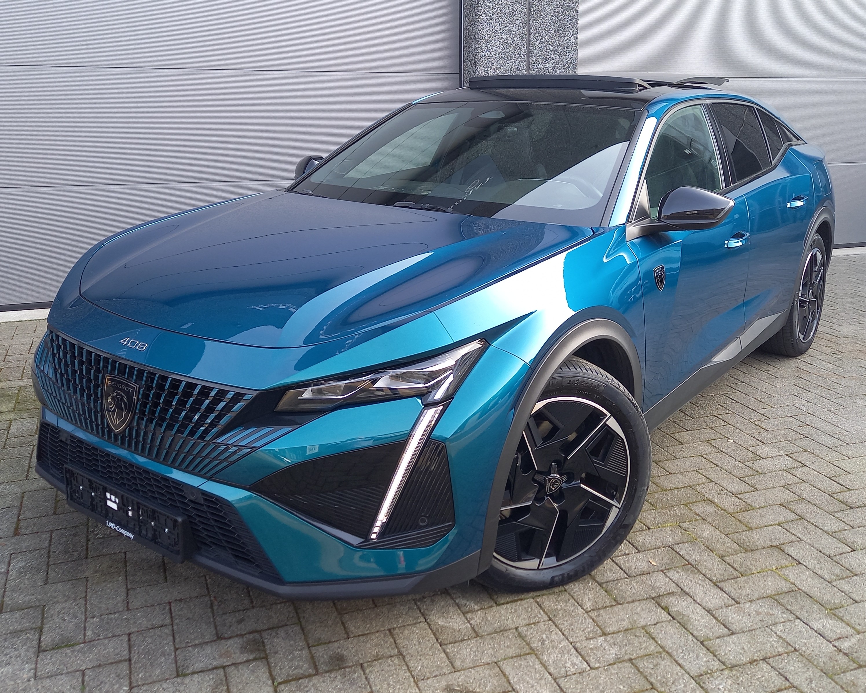 Peugeot 408