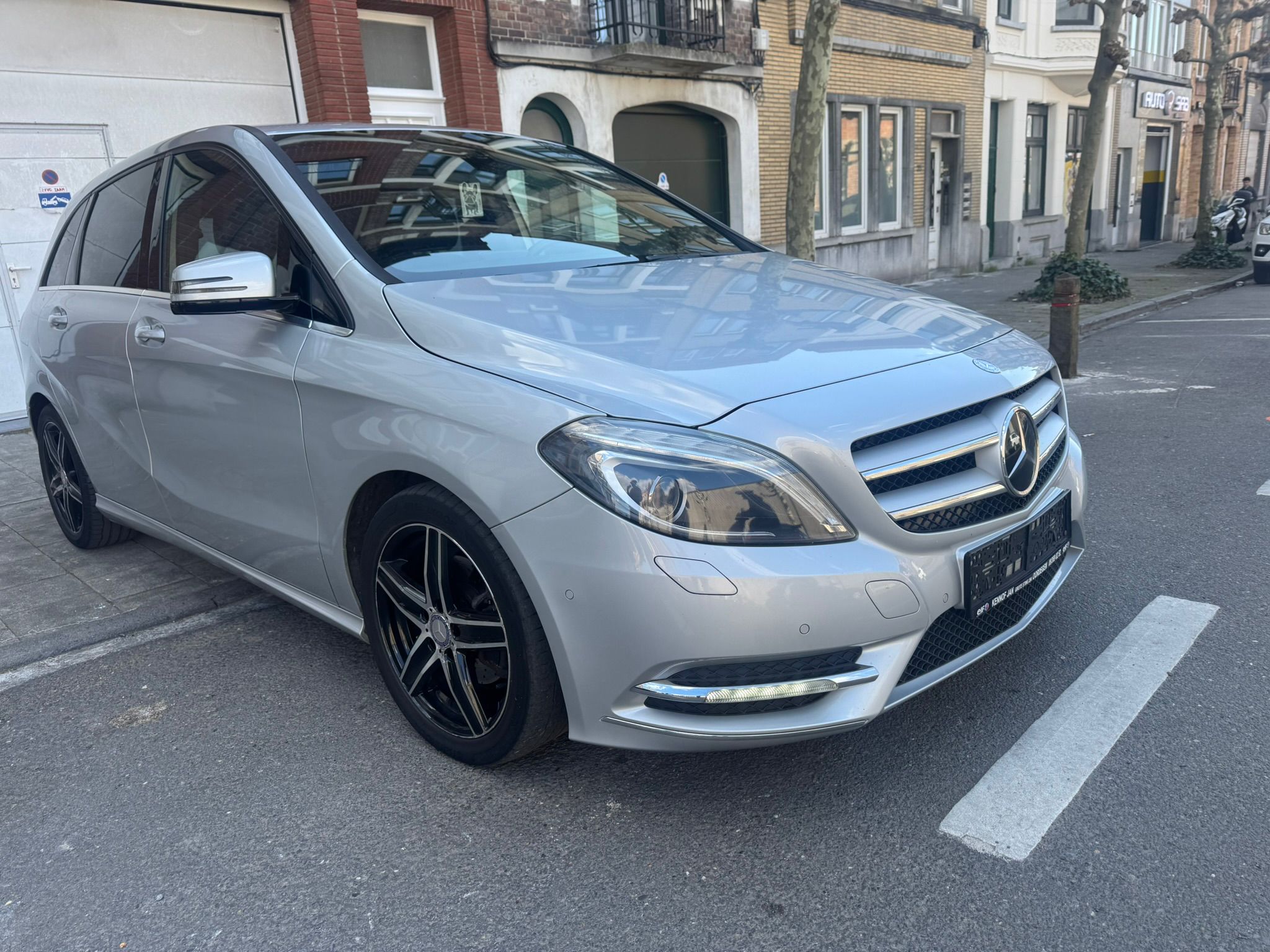 Mercedes-Benz B