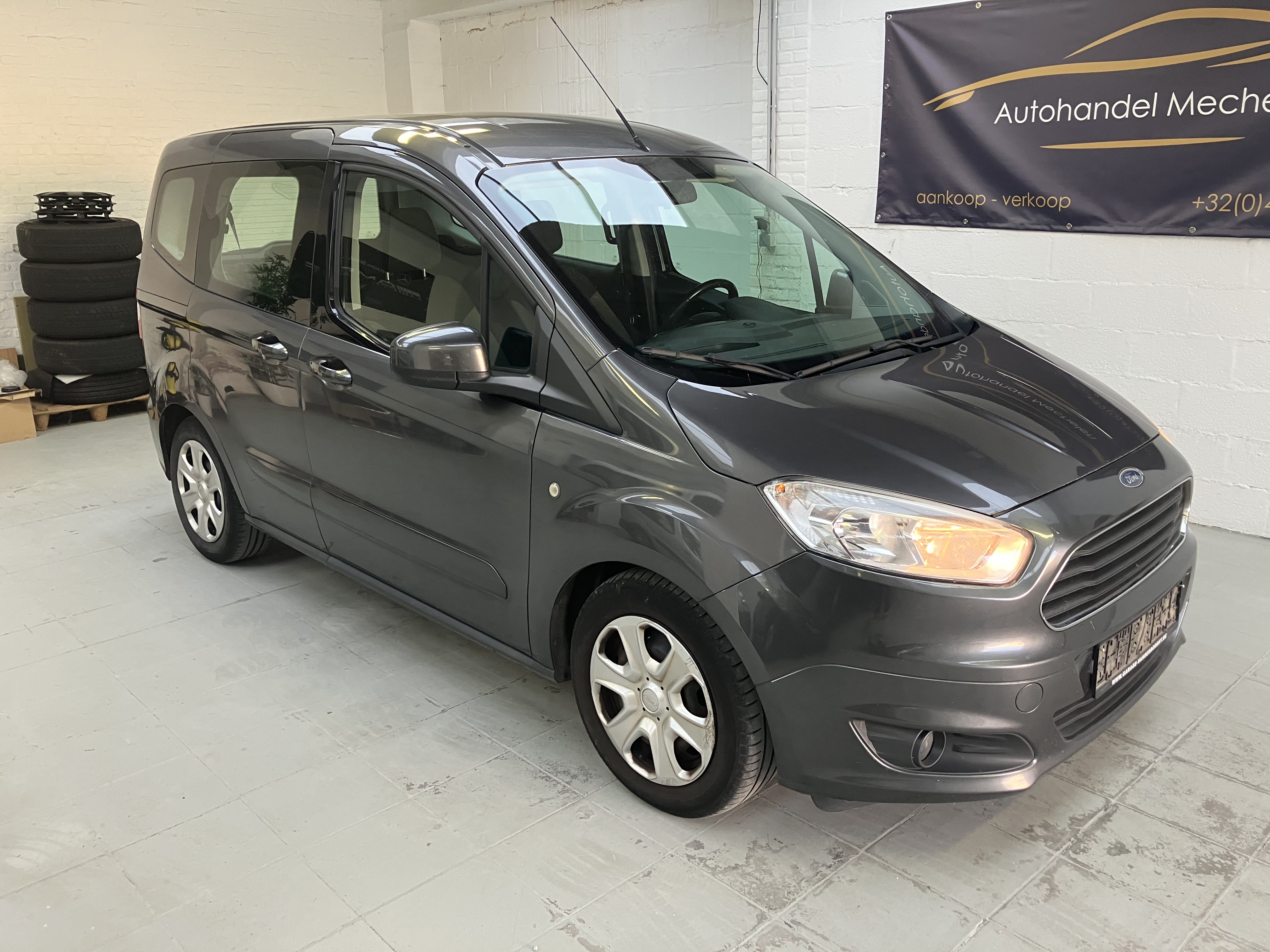 Ford Tourneo Courier 1.5 TDCI Titanium