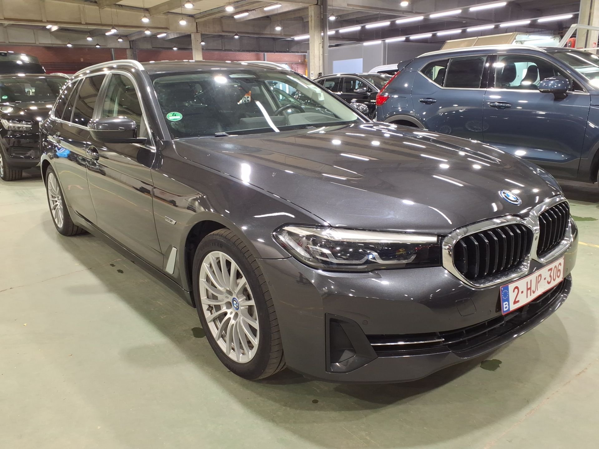 BMW 5 Series Touring 2020