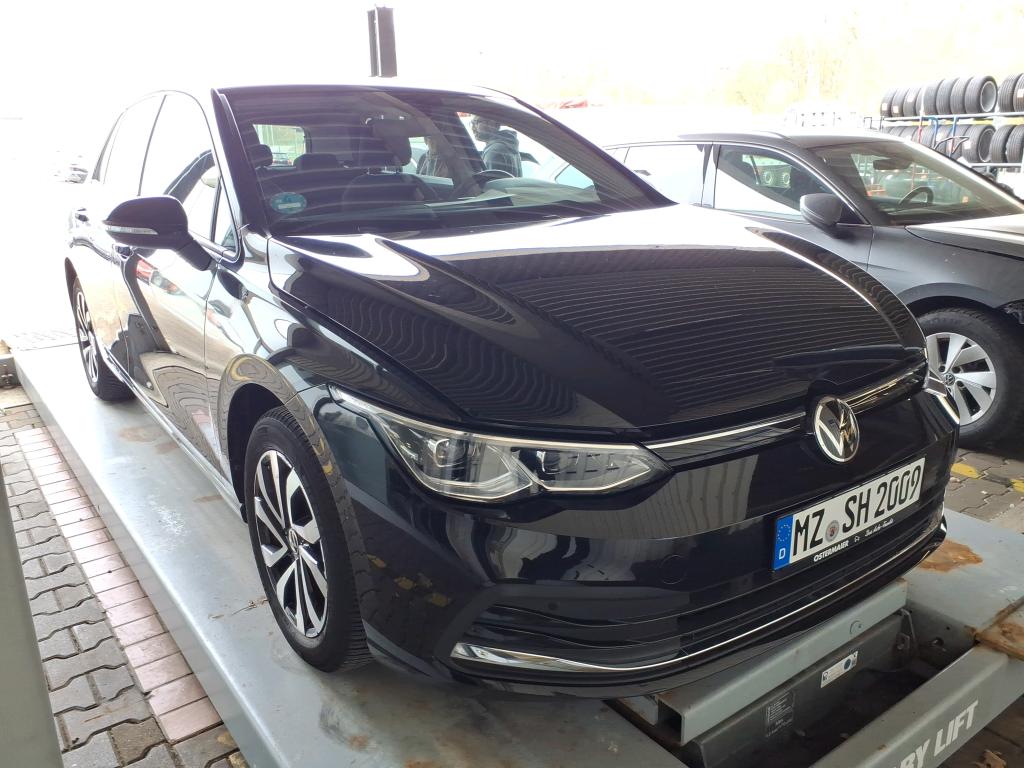 Volkswagen Golf 1.5 TSI Active