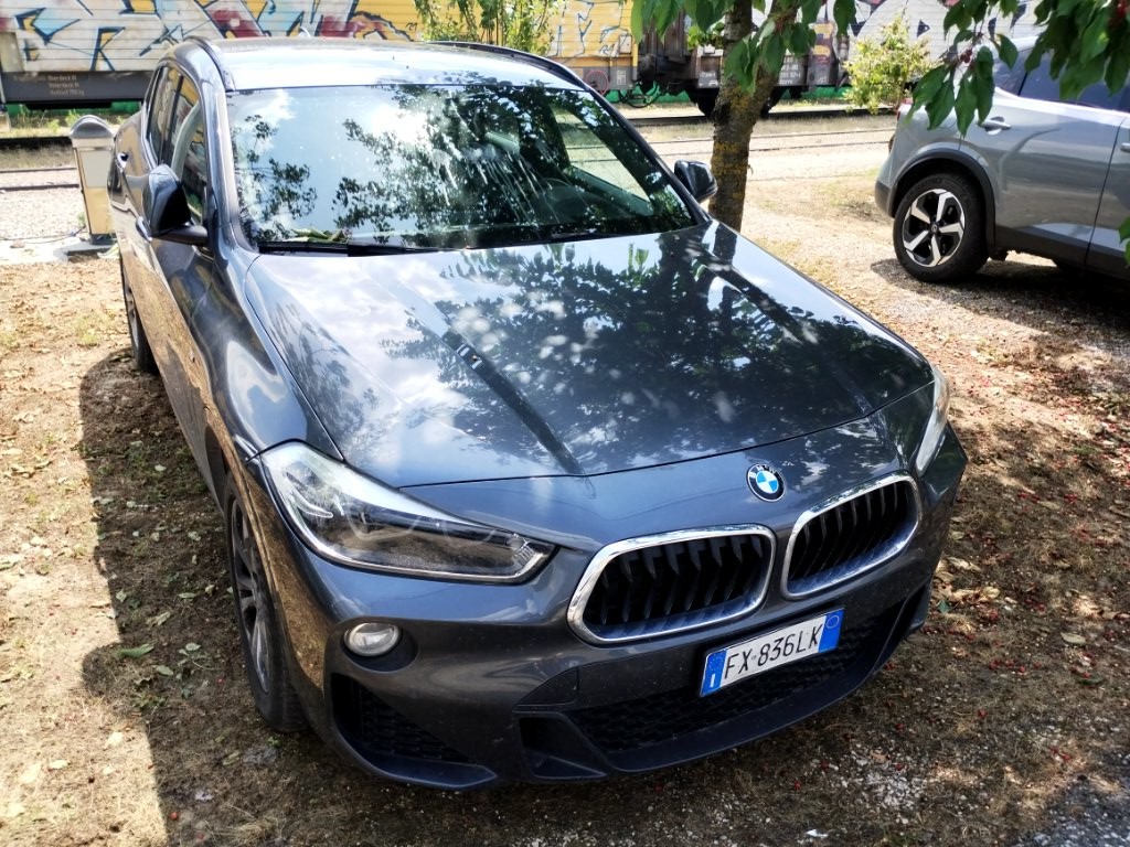 BMW X2
