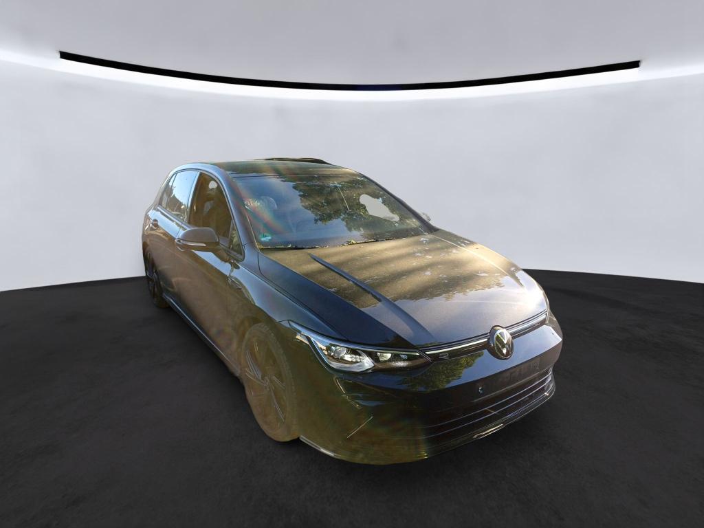 Volkswagen Golf 1.5 eTSI R-Line