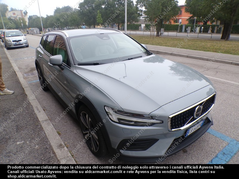 Volvo V60 Cross Country