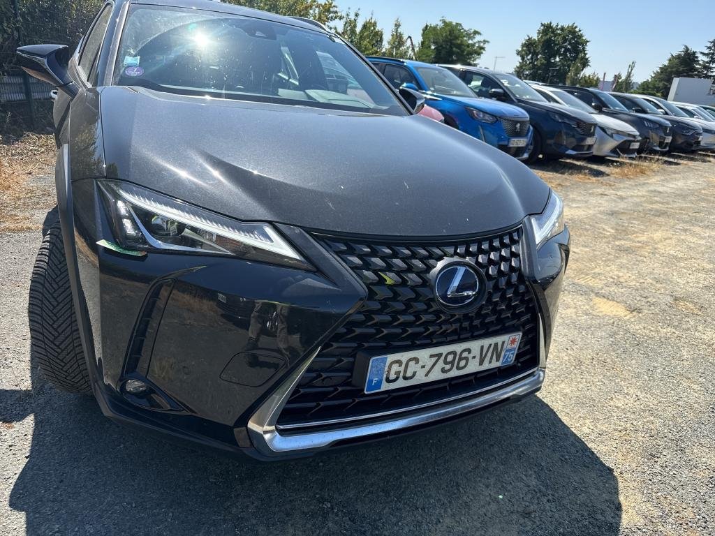 Lexus UX