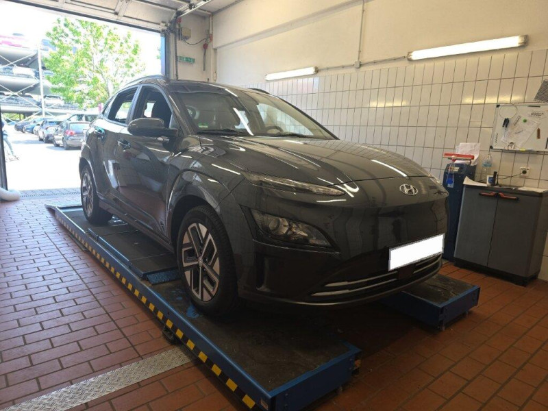 Hyundai e-Kona 2021
