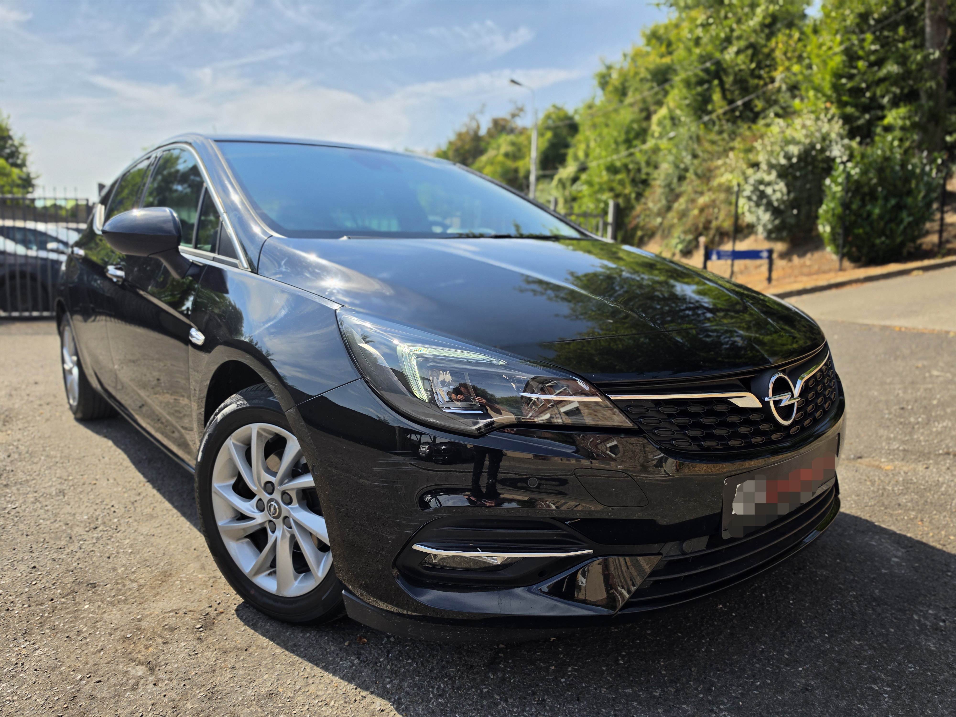 Opel Astra 1.5 Elegance